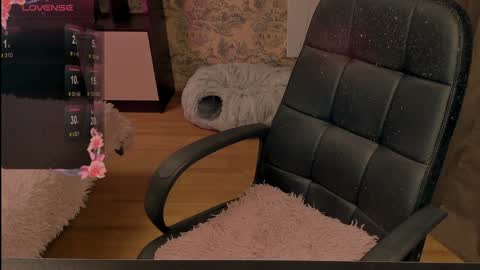 _red__fox__ online show from 01/28/25, 03:14