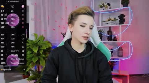 Rein online show from 02/18/26, 06:37