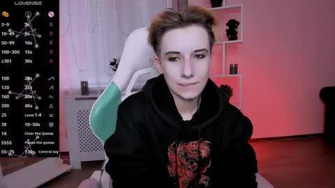 Snapshot of _rein_ramm chatting on 04/20/26, 03:37 Rein online show from 04/20/26, 03:37