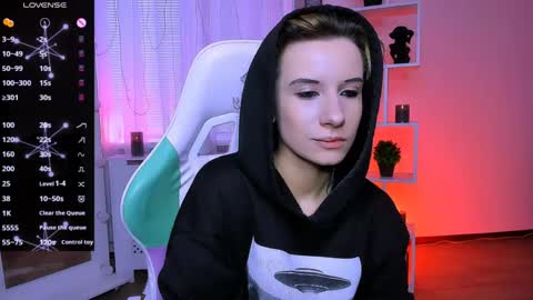 Snapshot of _rein_ramm chatting on 05/03/26, 02:45 Rein online show from 05/03/26, 02:45