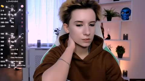 Snapshot of _rein_ramm chatting on 05/15/26, 02:24 Rein online show from 05/15/26, 02:24