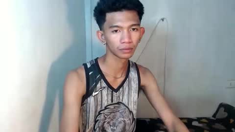 _rellvanxx online show from 11/17/25, 10:04