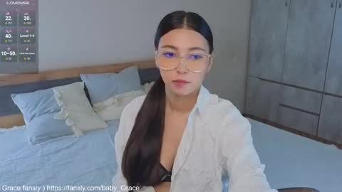 Snapshot of _reverse_gang_ chatting on 10/23/25, 09:08 LISSAPVT IS OPEN online show from 10/23/25, 09:08