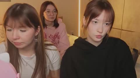 LISSAPVT IS OPEN online show from 03/22/26, 03:48