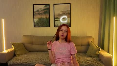 LISSAPVT IS OPEN online show from 04/29/26, 07:42