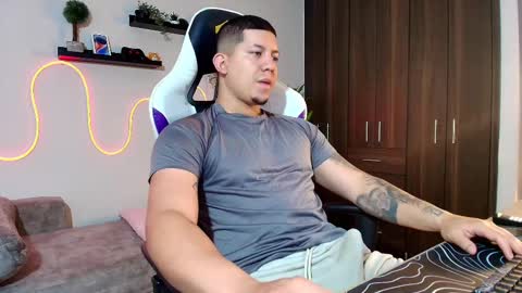 Roberto online show from 02/25/25, 12:34