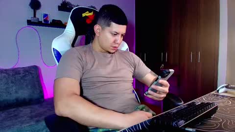 Roberto online show from 03/06/25, 12:52