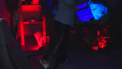 Rock stone online show from 02/19/25, 04:12