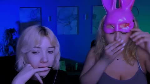 sabrina  online show from 03/31/26, 08:48