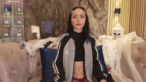 Sabrina online show from 10/13/25, 07:47