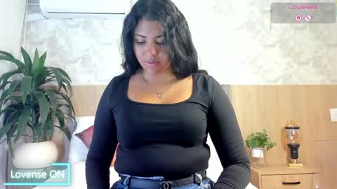_samantagomez online show from 06/06/26, 01:05