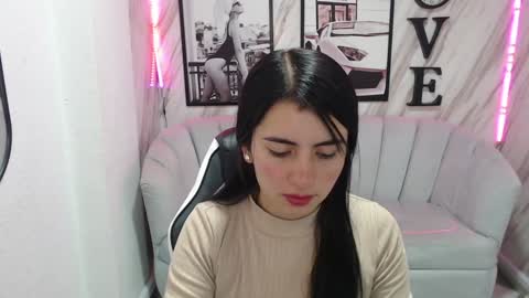 Snapshot of _samantha_b chatting on 01/02/25, 12:35 Samantha online show from 01/02/25, 12:35