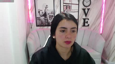 Snapshot of _samantha_b chatting on 01/03/25, 12:41 Samantha online show from 01/03/25, 12:41