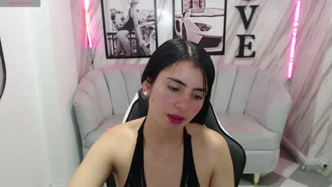 Snapshot of _samantha_b chatting on 01/07/25, 03:54 Samantha online show from 01/07/25, 03:54