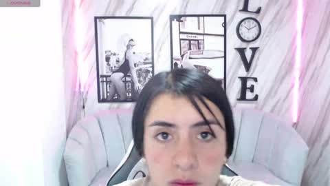Snapshot of _samantha_b chatting on 01/15/25, 12:47 Samantha online show from 01/15/25, 12:47