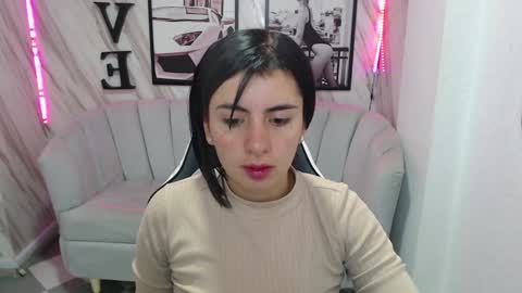 Snapshot of _samantha_b chatting on 01/18/25, 12:47 Samantha online show from 01/18/25, 12:47