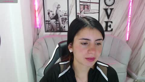 Snapshot of _samantha_b chatting on 01/28/25, 12:54 Samantha online show from 01/28/25, 12:54