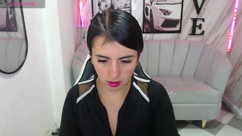 Snapshot of _samantha_b chatting on 03/11/25, 01:12 Samantha online show from 03/11/25, 01:12