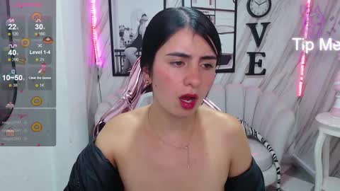 Snapshot of _samantha_b chatting on 09/16/25, 01:06 Samantha online show from 09/16/25, 01:06