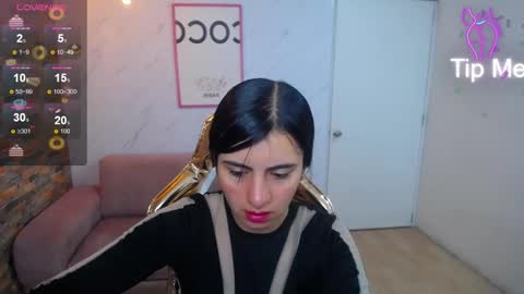 Snapshot of _samantha_b chatting on 09/17/25, 12:51 Samantha online show from 09/17/25, 12:51