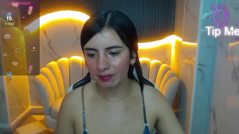 Snapshot of _samantha_b chatting on 10/11/25, 01:20 Samantha online show from 10/11/25, 01:20