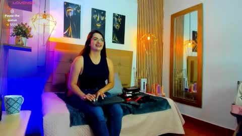 Snapshot of _samanthaa_foxx chatting on 09/30/25, 11:04 SAMANTHA FOX online show from 09/30/25, 11:04