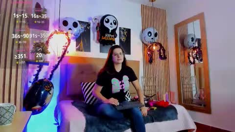 Snapshot of _samanthaa_foxx chatting on 10/14/25, 10:38 SAMANTHA FOX online show from 10/14/25, 10:38