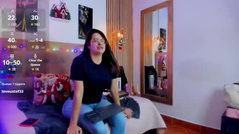 Snapshot of _samanthaa_foxx chatting on 12/21/25, 11:17 SAMANTHA FOX online show from 12/21/25, 11:17