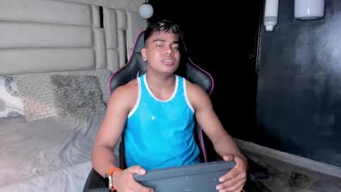 _sammy_ice online show from 03/08/25, 03:06