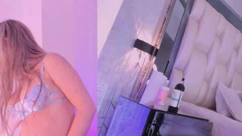 Sara online show from 10/29/25, 11:23