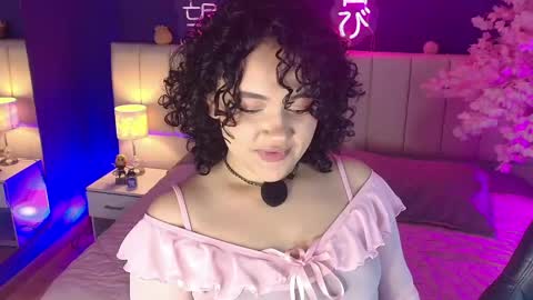 Sara online show from 04/25/26, 04:37