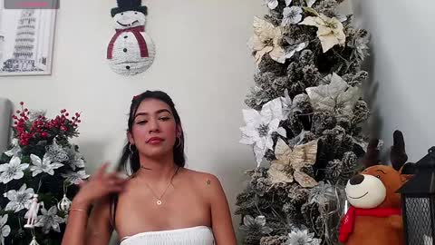 Snapshot of _sassy_girl chatting on 12/31/24, 05:18 Sassy Girl online show from 12/31/24, 05:18