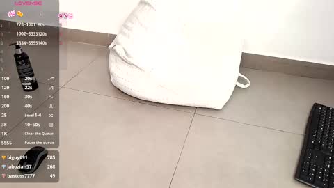 Snapshot of _sassy_girl chatting on 02/24/25, 09:09 Sassy Girl online show from 02/24/25, 09:09