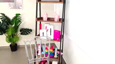 Snapshot of _sassy_girl chatting on 02/25/25, 06:31 Sassy Girl online show from 02/25/25, 06:31