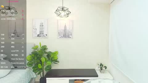 Snapshot of _sassy_girl chatting on 10/01/25, 06:03 Sassy Girl online show from 10/01/25, 06:03