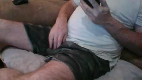 Snapshot of _scream4me chatting on 04/21/26, 05:25 _scream4me online show from 04/21/26, 05:25