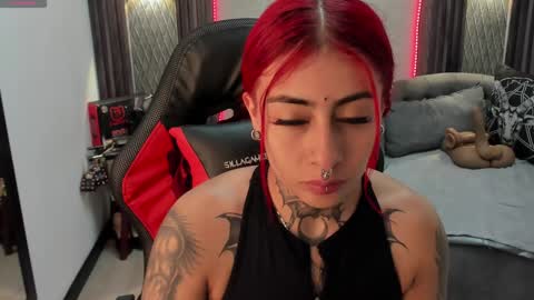 Selene online show from 02/03/25, 03:49