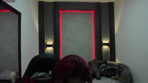 Selene online show from 03/04/25, 01:28