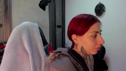 Selene online show from 02/04/26, 01:00