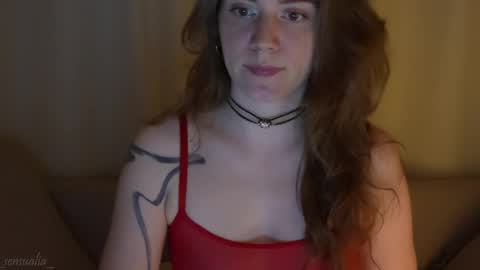 Snapshot of _sensualia_ chatting on 05/10/26, 07:41 Lia online show from 05/10/26, 07:41