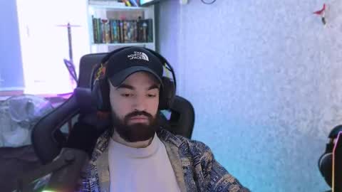 Ask me online show from 10/02/25, 12:01