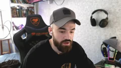 Ask me online show from 04/06/26, 09:54