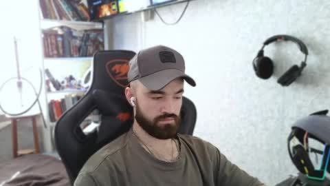 Ask me online show from 04/09/26, 07:25