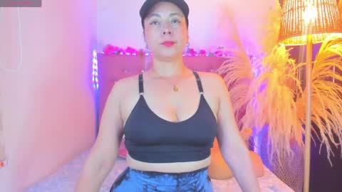 Snapshot of _sexbunny_ chatting on 04/22/26, 05:54 _sexbunny_ online show from 04/22/26, 05:54