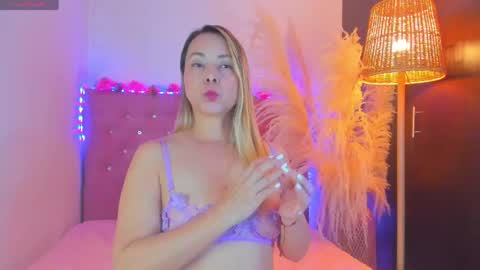 Snapshot of _sexbunny_ chatting on 06/01/26, 07:10 _sexbunny_ online show from 06/01/26, 07:10
