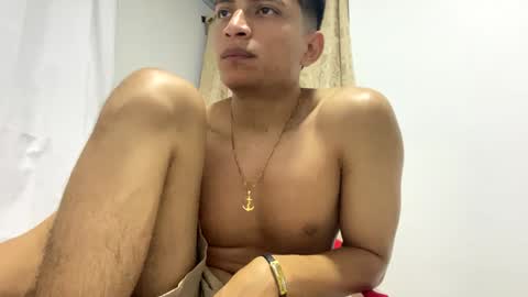 Snapshot of _sexy_jack chatting on 12/21/24, 03:47 Juan Pablo-independent model online show from 12/21/24, 03:47