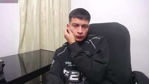 Snapshot of _sexy_jack chatting on 01/17/25, 03:12 Juan Pablo-independent model online show from 01/17/25, 03:12