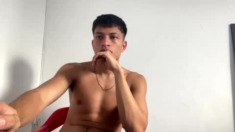 Juan Pablo-independent model online show from 11/27/25, 07:27