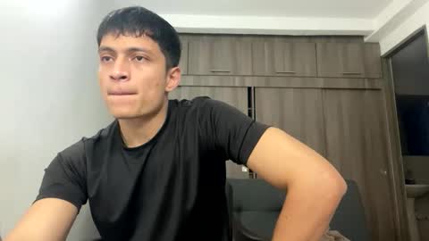 Juan Pablo-independent model online show from 03/19/26, 06:06