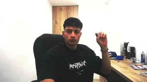 Juan Pablo-independent model online show from 07/08/26, 03:11
